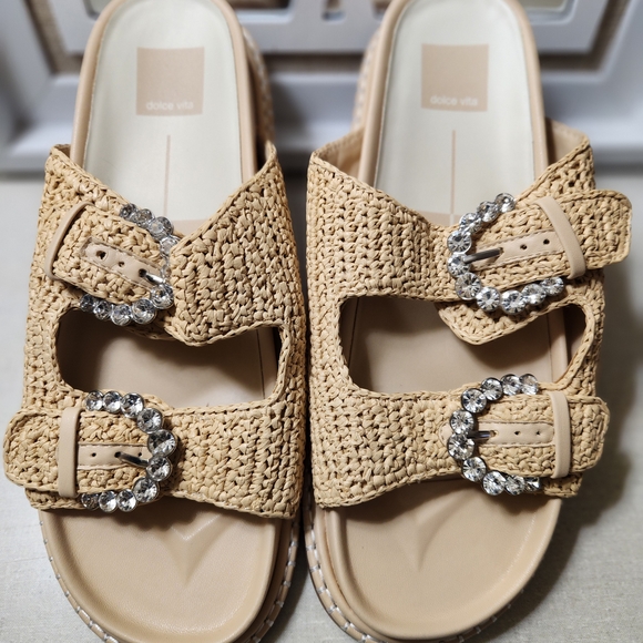 Dolce Vita Shoes - Dolce Vita Tan Woven Women's Comfy Slide Sandals, Size 9.5, NWOT